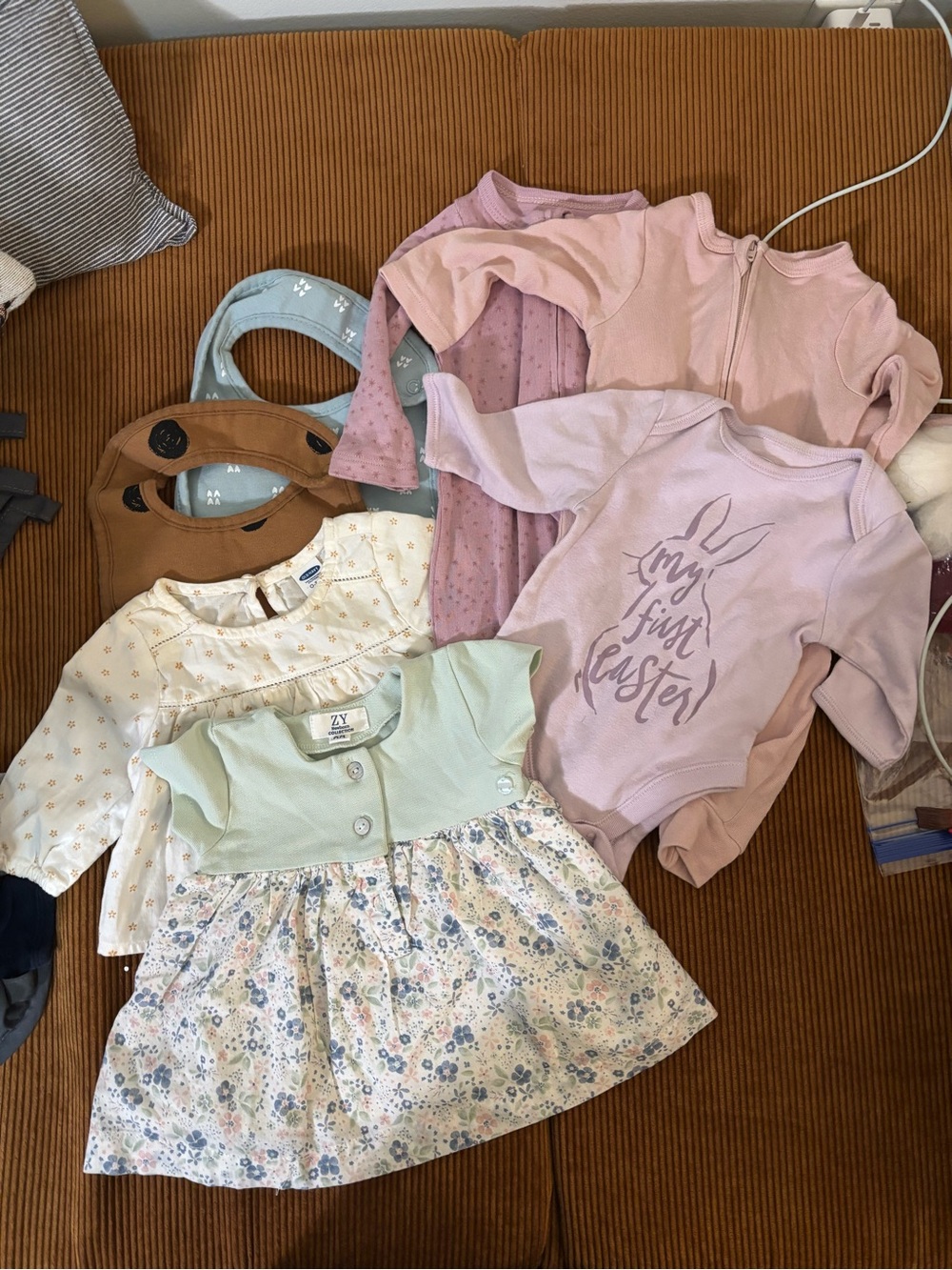 0/3 month baby clothing bundle